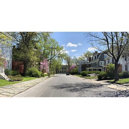 Hudson City Bed And Breakfast Bagian luar foto