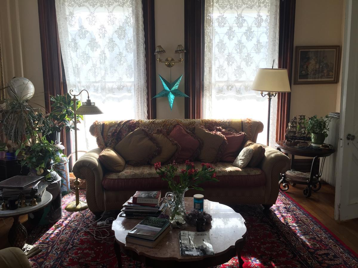Hudson City Bed And Breakfast Bagian luar foto