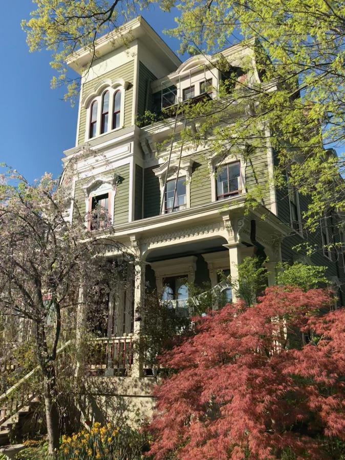 Hudson City Bed And Breakfast Bagian luar foto