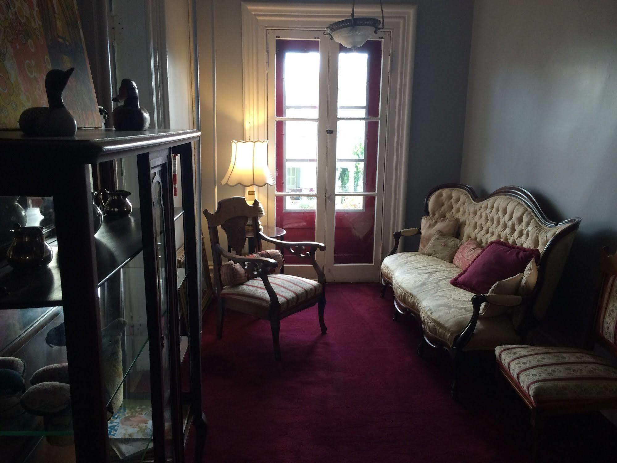 Hudson City Bed And Breakfast Bagian luar foto